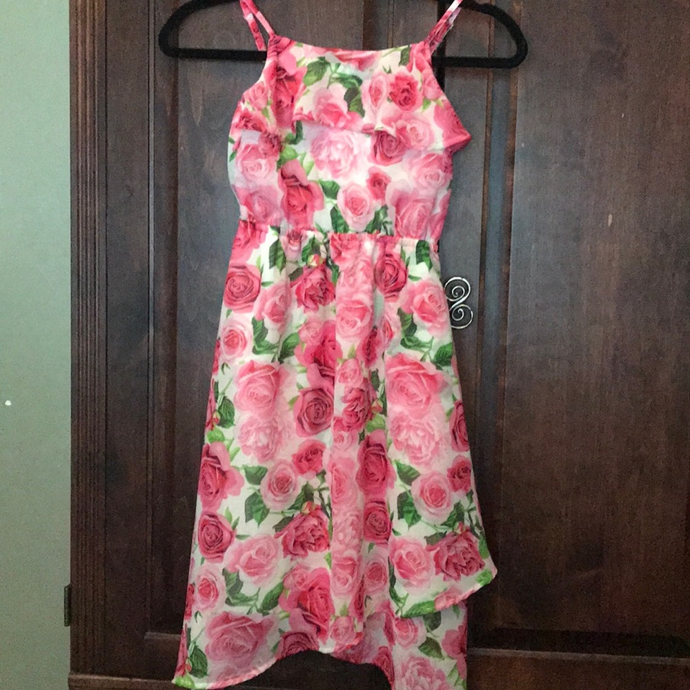 Girls floral dress.